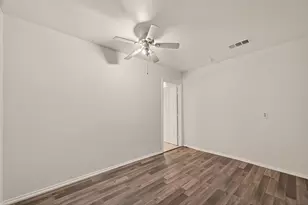 11006 Concho St, Houston, TX 77072 - Photo 16