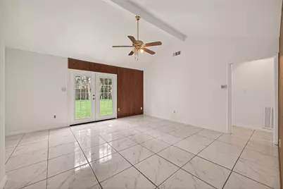 11006 Concho Street, Houston, TX 77072 - Photo 4
