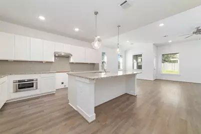 919 Golden Willow Lane, Conroe, TX 77304 - Photo 6