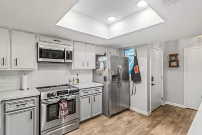 5005 Georgi Lane #64, Houston, TX 77092 - Photo 4