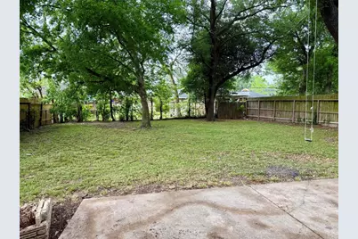 7868 Broadview Drive, Houston, TX 77061 - Photo 18