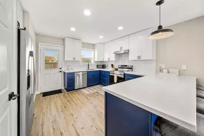 2008 71st Street, Galveston, TX 77551 - Photo 2