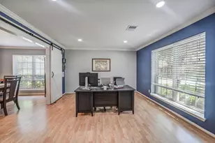 9002 Havencrest Dr, Houston, TX 77083 - Photo 8