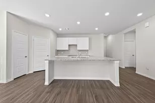 16681 Heritage Pnes Ln, Conroe, TX 77302 - Photo 2