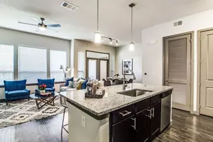 935 N Wilcrest, Houston, TX 77079 - Photo 6