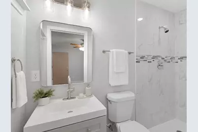 9827 Shive Drive, Houston, TX 77078 - Photo 14