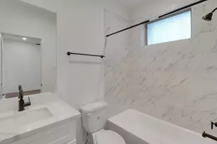 1526 Chestnut St, Houston, TX 77009 - Photo 10
