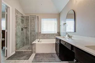 9519 White Lndg, Mont Belvieu, TX 77523 - Photo 24