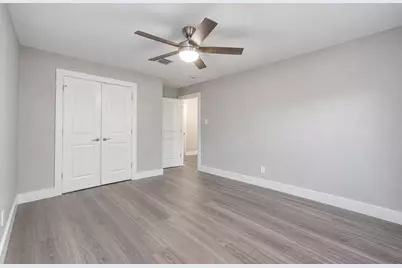 536 Robert E Lee Drive, Conroe, TX 77302 - Photo 18