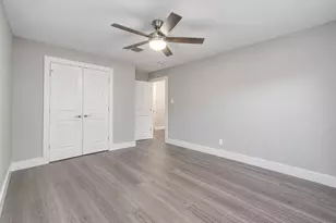 536 Robert E Lee Dr, Conroe, TX 77302 - Photo 18