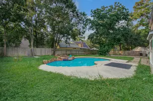 536 Robert E Lee Dr, Conroe, TX 77302 - Photo 42