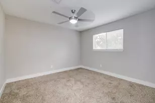 536 Robert E Lee Dr, Conroe, TX 77302 - Photo 34