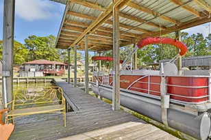406 Kickapoo Dr, Livingston, TX 77351 - Photo 6