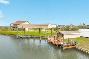 220 Kings Dr, Freeport, TX 77541 - Photo 6