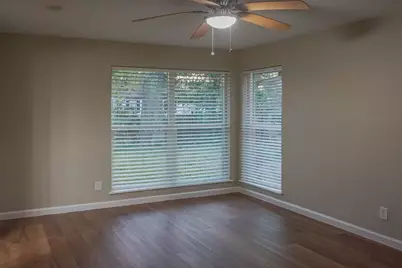 8521 Woodlyn Road, Houston, TX 77028 - Photo 14