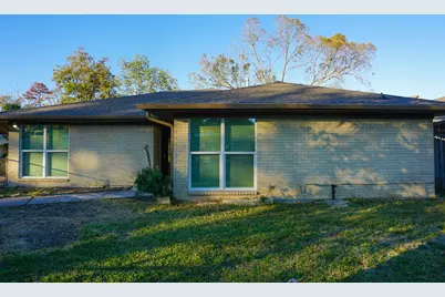 8521 Woodlyn Road, Houston, TX 77028 - Photo 2