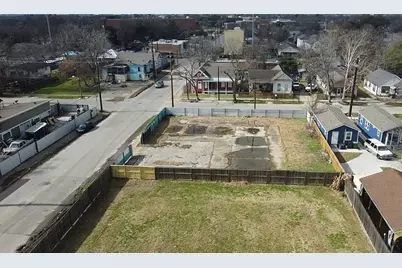 1503 Quitman Street, Houston, TX 77009 - Photo 1
