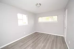 6706 Castleview Ln, Houston, TX 77489 - Photo 8