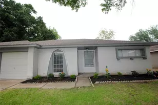 6706 Castleview Ln, Houston, TX 77489 - Photo 2