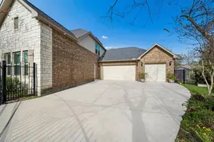 306 Kotar Ct, Spring, TX 77388 - Photo 44