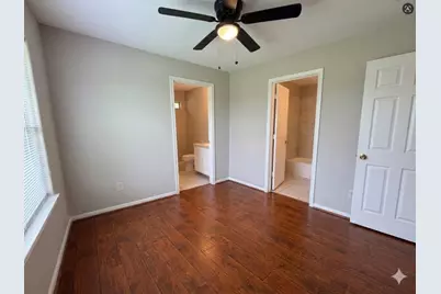 5408 Groveton Street #B, Houston, TX 77033 - Photo 6