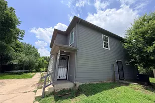 5408 Groveton St, Houston, TX 77033 - Photo 2