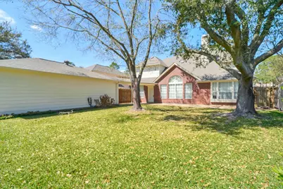 9423 Walnut Brook Court, Houston, TX 77040 - Photo 48