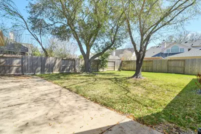 9423 Walnut Brook Court, Houston, TX 77040 - Photo 50