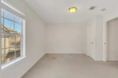 9423 Walnut Brook Court, Houston, TX 77040 - Photo 18