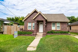 3607 Rosalie St, Houston, TX 77004 - Photo 1