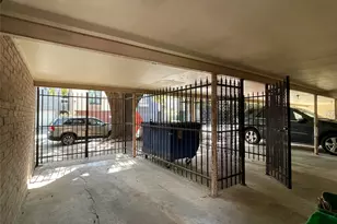 3420 Mt Vernon St, Houston, TX 77006 - Photo 12