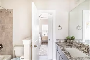1740 Cove Cres Ct, Houston, TX 77055 - Photo 10