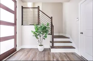 1740 Cove Cres Ct, Houston, TX 77055 - Photo 8