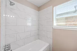 9614 Bean St, Houston, TX 77078 - Photo 6