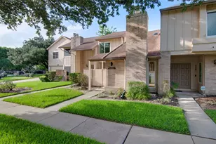 2916 Windchase Blvd, Houston, TX 77082 - Photo 2