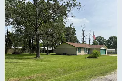 51 E Oakridge Drive, Point Blank, TX 77364 - Photo 1