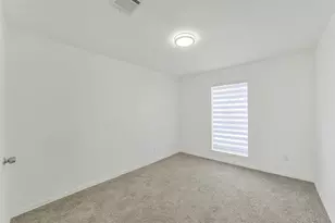 1823 Cherry Bend Dr, Houston, TX 77077 - Photo 32