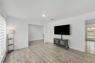 1823 Cherry Bend Drive, Houston, TX 77077 - Photo 6