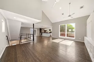 913 Saulnier St, Houston, TX 77019 - Photo 12