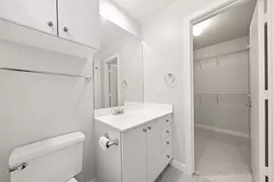 913 Saulnier St, Houston, TX 77019 - Photo 18