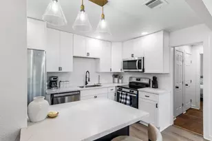 3614 Billingsley St, Houston, TX 77009 - Photo 8