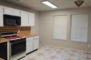 11102 Fall Breeze Dr, Houston, TX 77064 - Photo 8