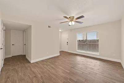 7714 Renwick Drive #M68, Houston, TX 77081 - Photo 12
