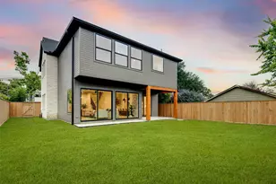 902 E 25th St, Houston, TX 77009 - Photo 46