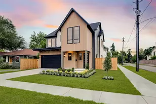 902 E 25th St, Houston, TX 77009 - Photo 2
