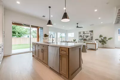 902 E 25th Street, Houston, TX 77009 - Photo 22