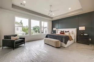 902 E 25th St, Houston, TX 77009 - Photo 36