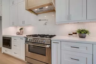 902 E 25th St, Houston, TX 77009 - Photo 22