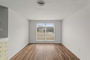 414 Grantham Rd, Baytown, TX 77521 - Photo 6
