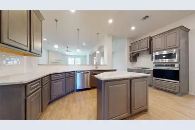 225 Sycamore, Lumberton, TX 77657 - Photo 2